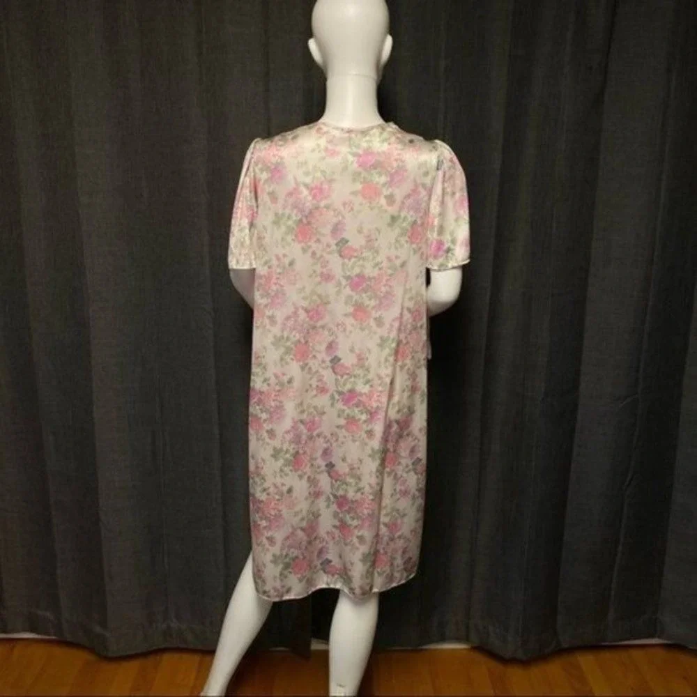 Vintage Lorraine Peignoir set‎